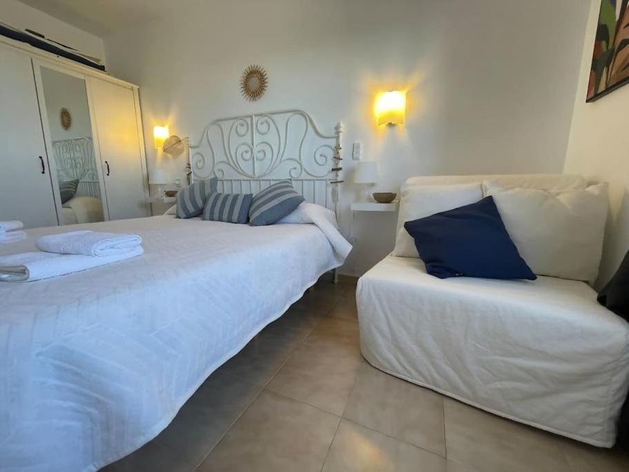 Algaiarens Apto Con Piscina Y Junto A La Playa Cala'N Blanes (Menorca) Exterior foto