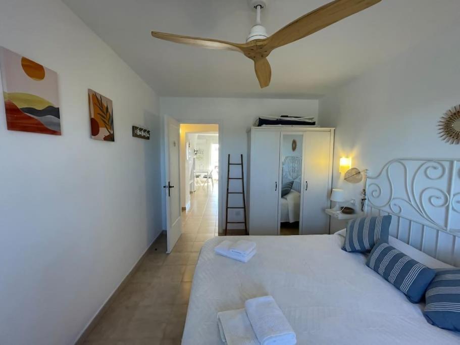 Algaiarens Apto Con Piscina Y Junto A La Playa Cala'N Blanes (Menorca) Exterior foto